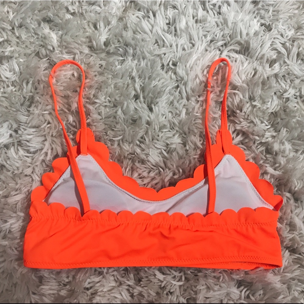 Swimsuit - Picture 2 of 3